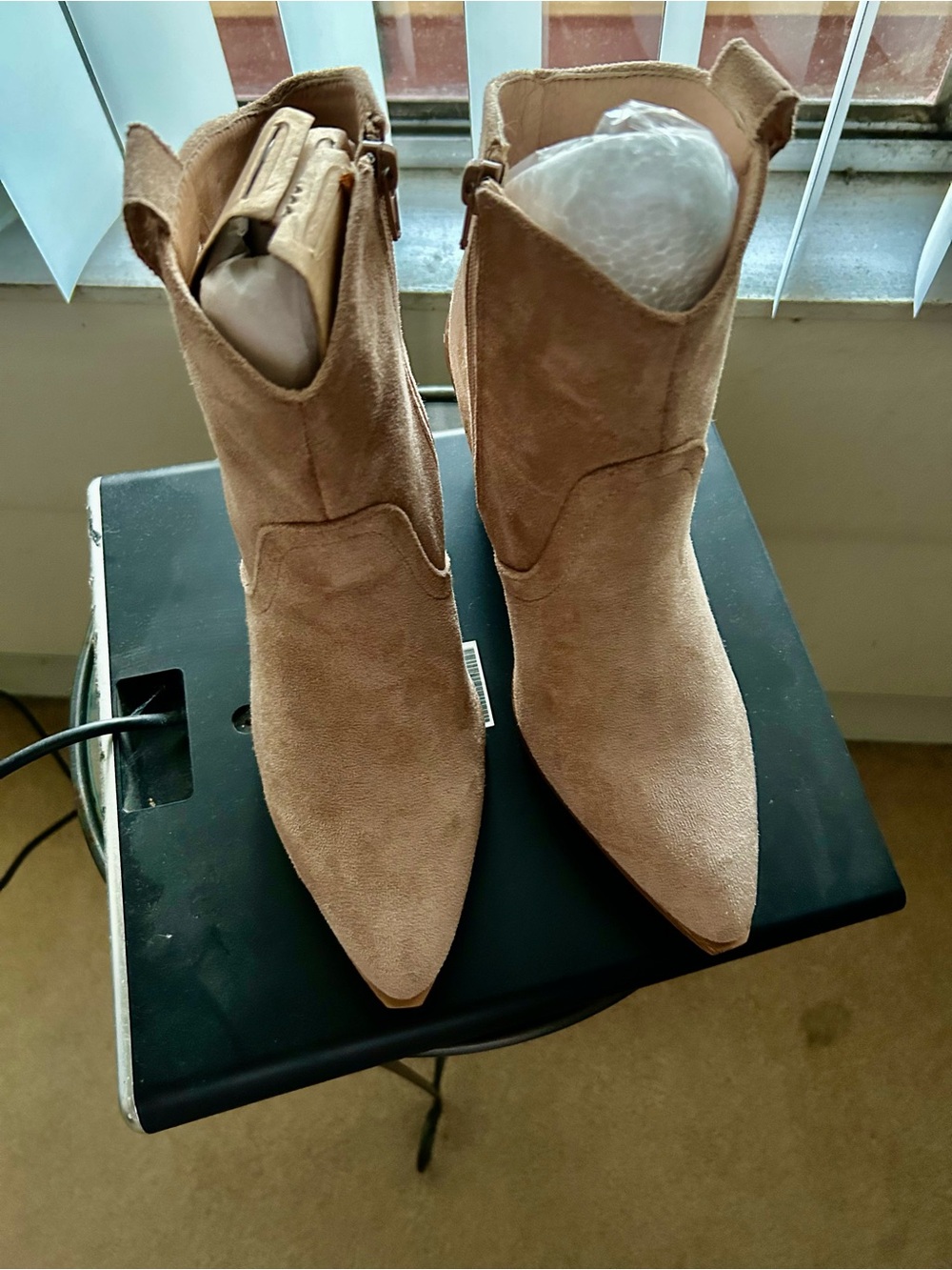 Yoki Suede Pointed-Toe Ankle Booties - Light Brown